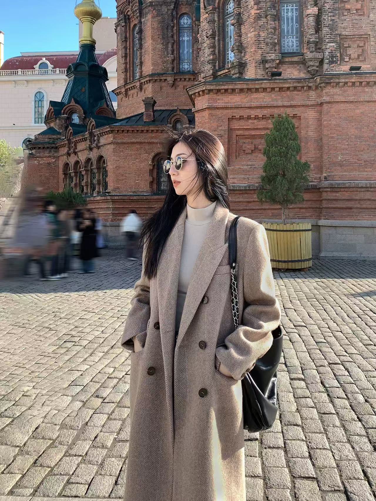 Thickened Herringbone Woolen Coat Women's 2024 New Winter High-end Elegant Display Quilted Woolen Coat