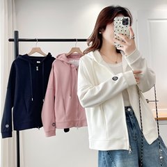 200斤大码女秋装新款休闲百搭袖口刺绣立体裁剪连帽卫衣外套8430