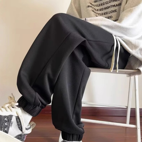 Japanese-style city boy vintage gray sweatpants with elastic cuffs | Men's streetwear boyfriend-fit, loose-fitting casual joggers perfect for street dance and everyday comfort