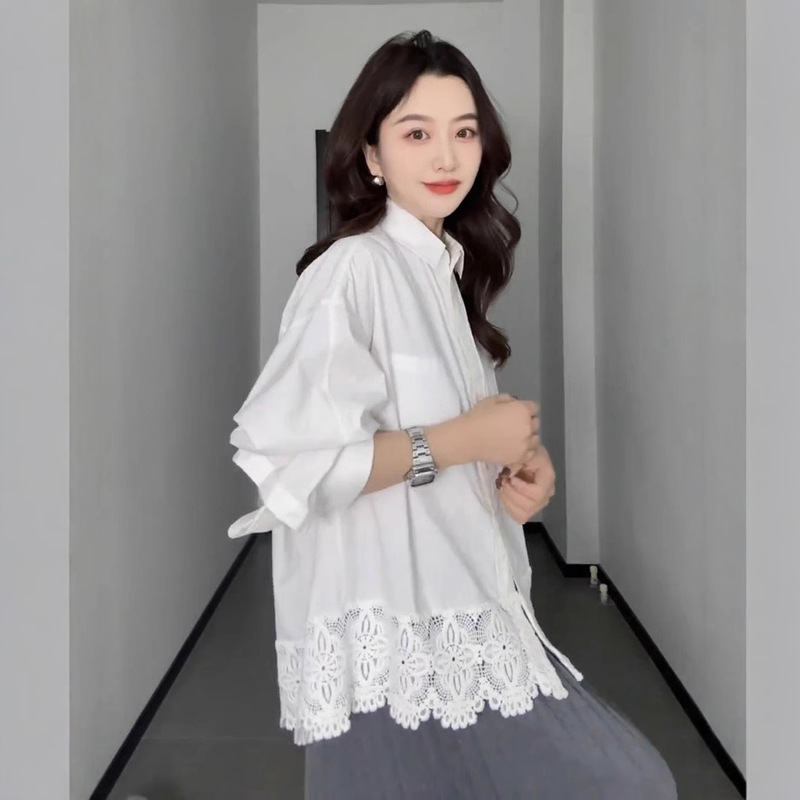 High-grade White Lace Stitching Shirt Women's 2025 Early Spring New Loose All-match Western Style Super Beautiful Trendy Top