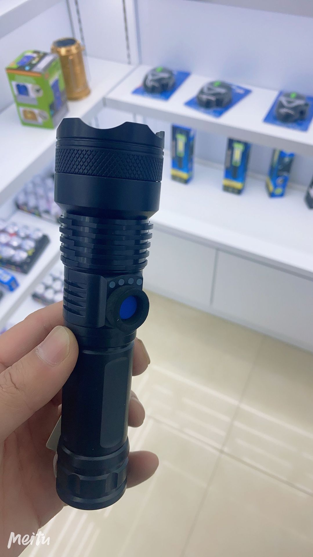 821D69155DC11971BBA1E1A078087D