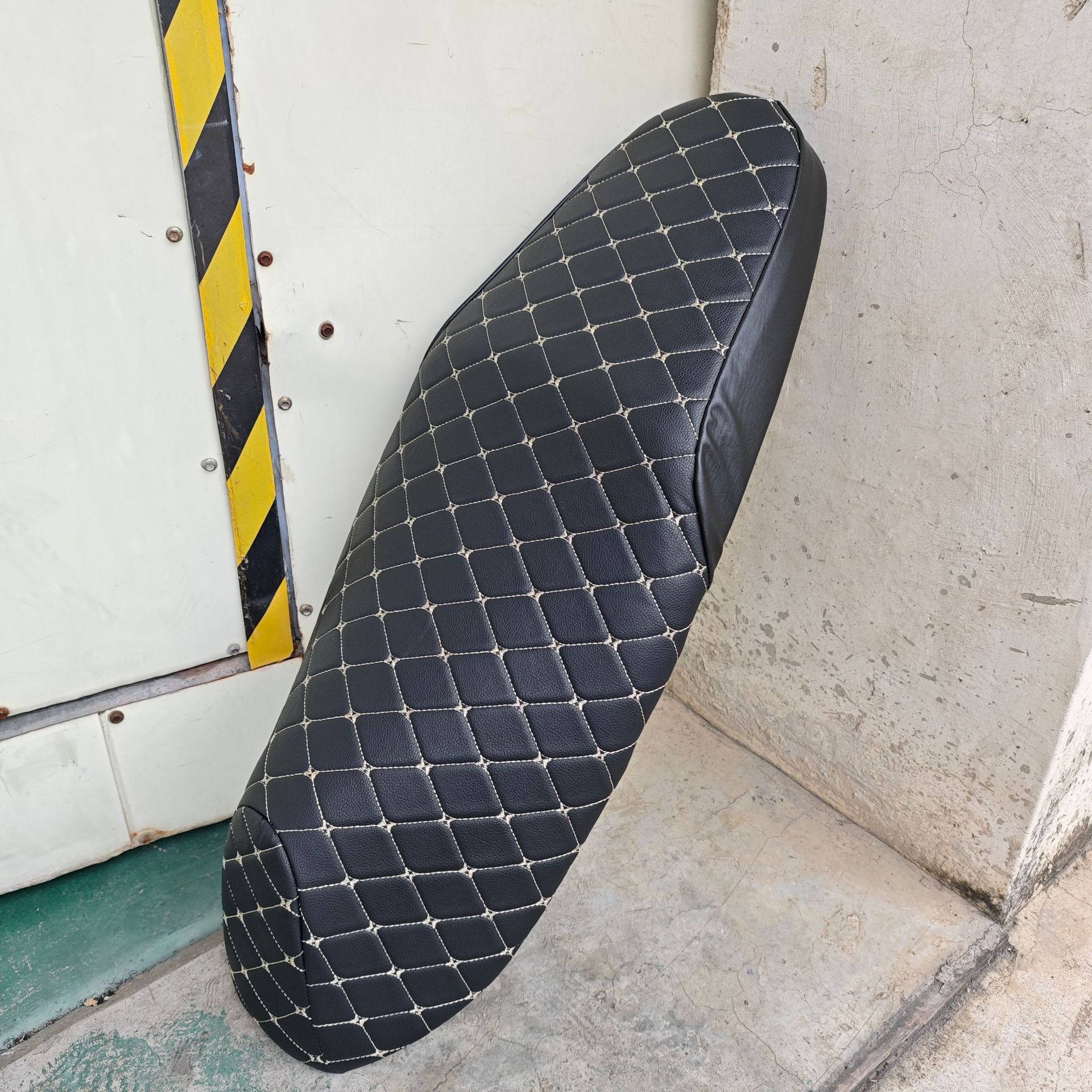 Suitable for new continents Wuyang Honda PCX160/150 motorcycle seat cover cushion waterproof sunscreen dustproof seat cover