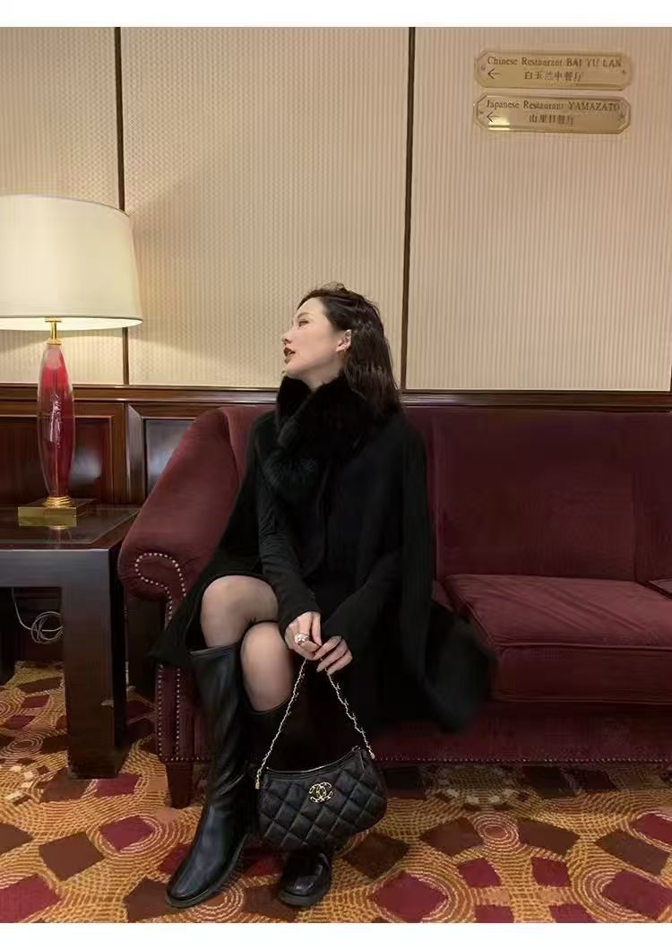 검은색