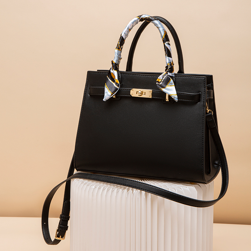 가방 여성 가방 새로운 스타일 우아한 올 매치 중년 여성 시어머니 핸드백 대기 크로스 바디 어머니의 가방 생일 선물