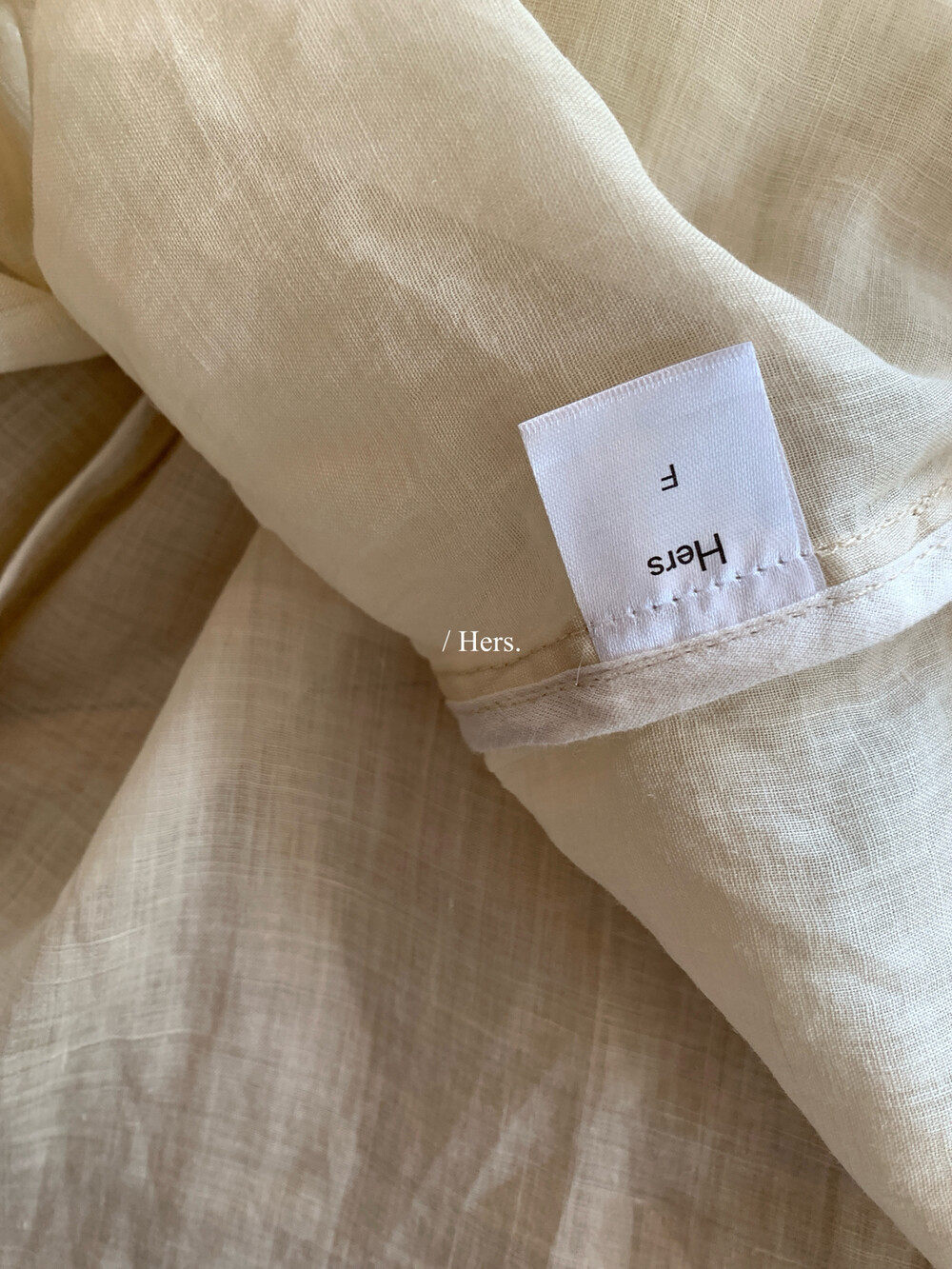 Áo hai dây nữ cổ V phối ren móc họa tiết, chất liệu linen mát mẻ, phong cách Hàn Quốc — màu hồng, màu vàng, màu mơ, màu kaki chi tiết 19