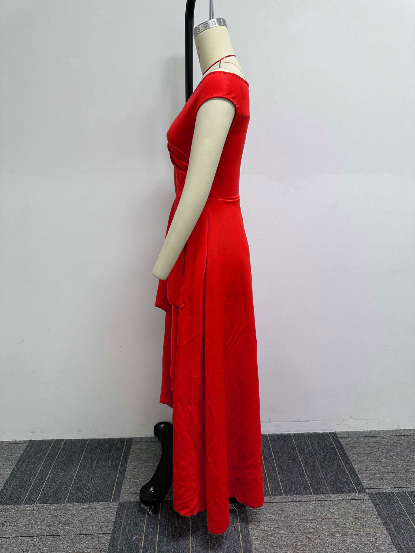 Women's Sexy Slim Fit One Shoulder Sleeveless Large Skirt Dress Solid Color_ecoleips.com