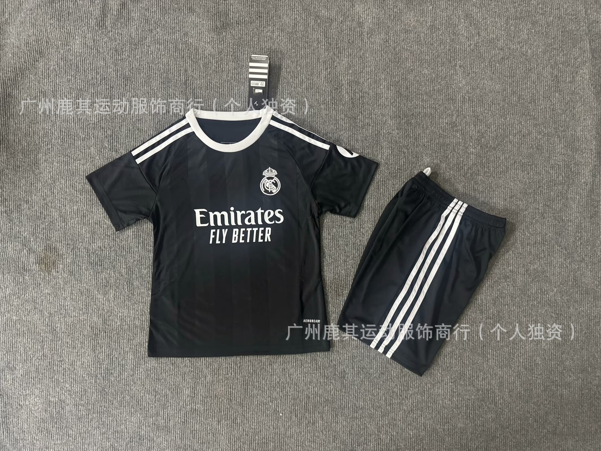 2526 Real Madrid portero negro