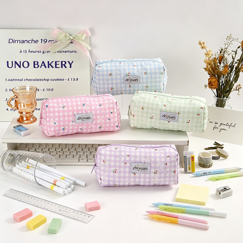 Korean-style cherry student pencil case, cartoon in-stock portable makeup bag, wholesale girly bow toiletry storage bag