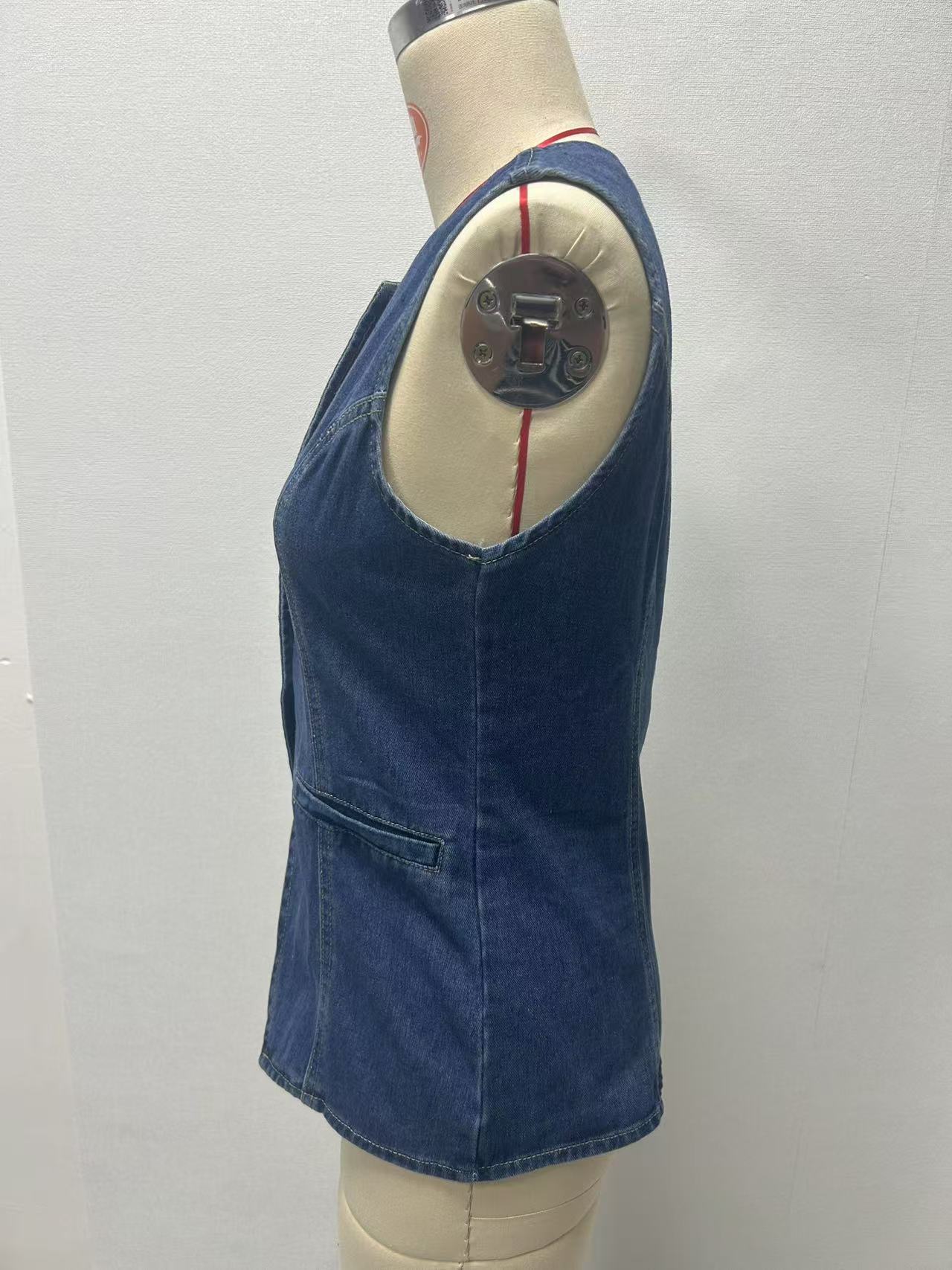 262g Weight Sleeveless Sleeve Length Single Breasted Placket Type Polyester, Denim Fabric Type Regular Top Length Vest Tops Type Holiday, Travel, Daily Occasion Round Neck Neckline Slim Fit Type Solid Color Pattern Summer Season Women's Gender Streetwear Style Wholesale Women's Streetwear Solid Color Sleeveless Tank Tops 5