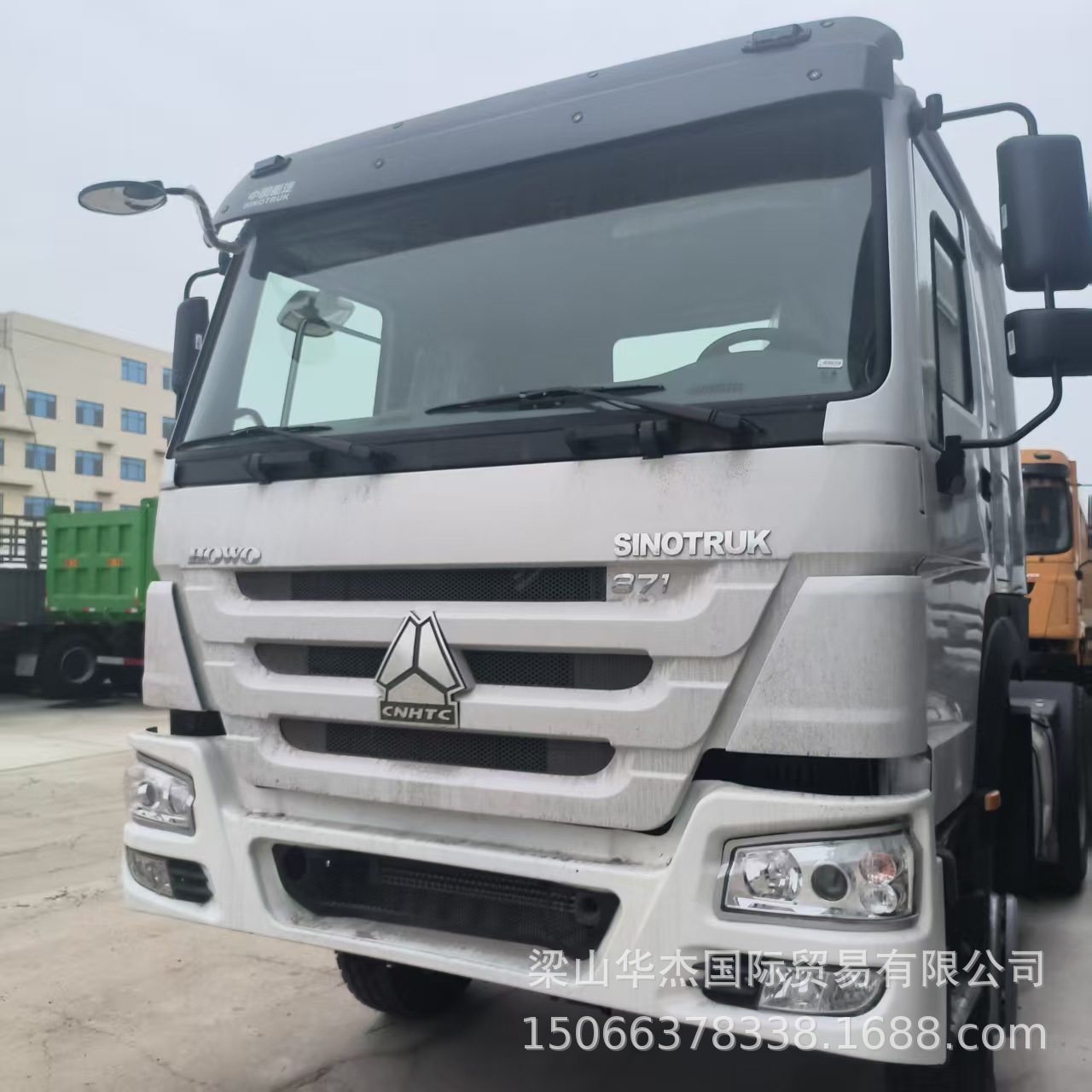 非洲重汽豪沃HOWO6X4自卸渣土车后八轮潍柴发动机出口自卸车重卡