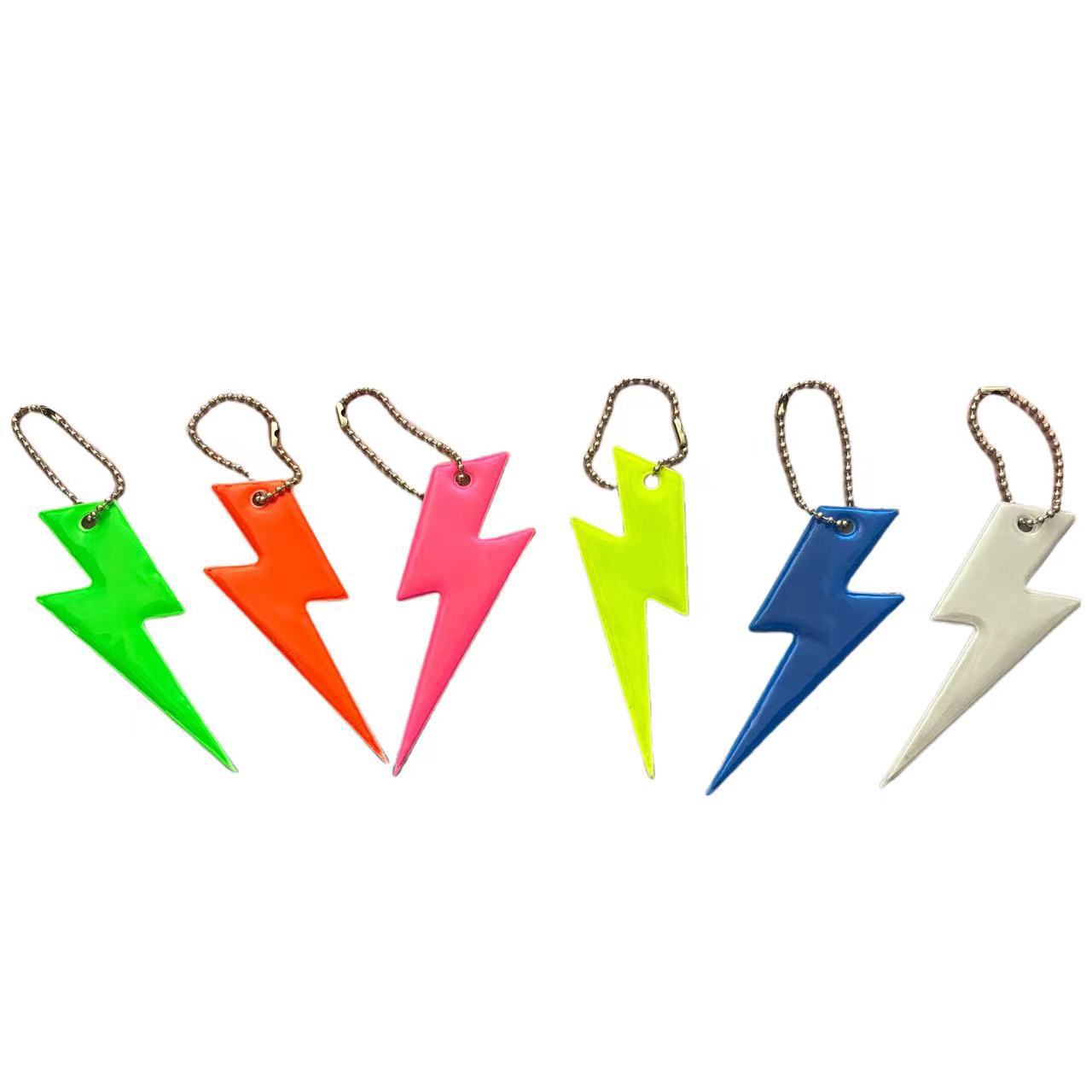 Colgante reflectante de PVC gráfico de relámpago de doble cara llavero reflectante de PVC fabricante de placa colgante reflectante