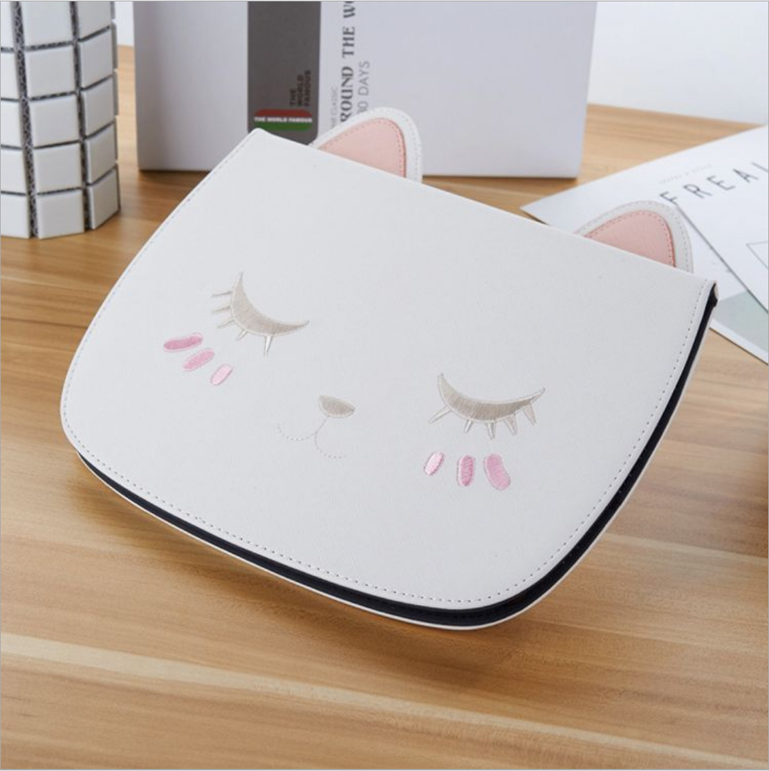 Suitable for iPad Pro10.5 leather case cat face cartoon animal model iPad Pro tablet protective case