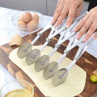 Spot Stainless Steel Pizza Knife, Five-wheel Retractable Multi-wheel Dough Sticks Knife, Multi-functional Roller Dough Cutter, Cake Cutter