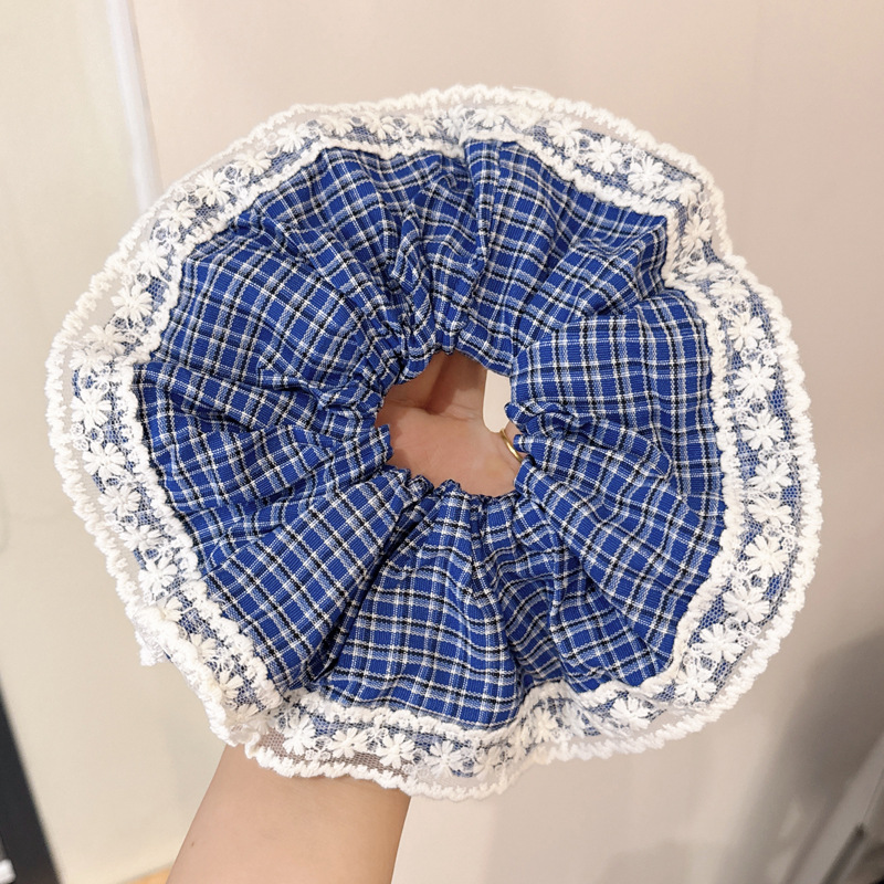 211 синяя резинка для волос в клетку