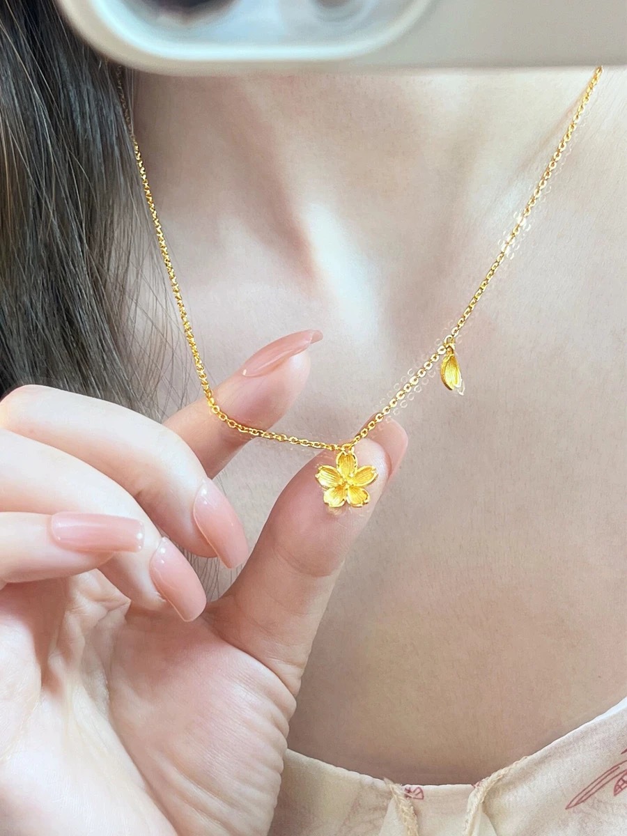 Little Red Riding Book Same Style Cherry Blossom Necklace Live Fashion Simple Elegant One Set Chain Sand Gold Flower Clavicle Chain_voghion.com
