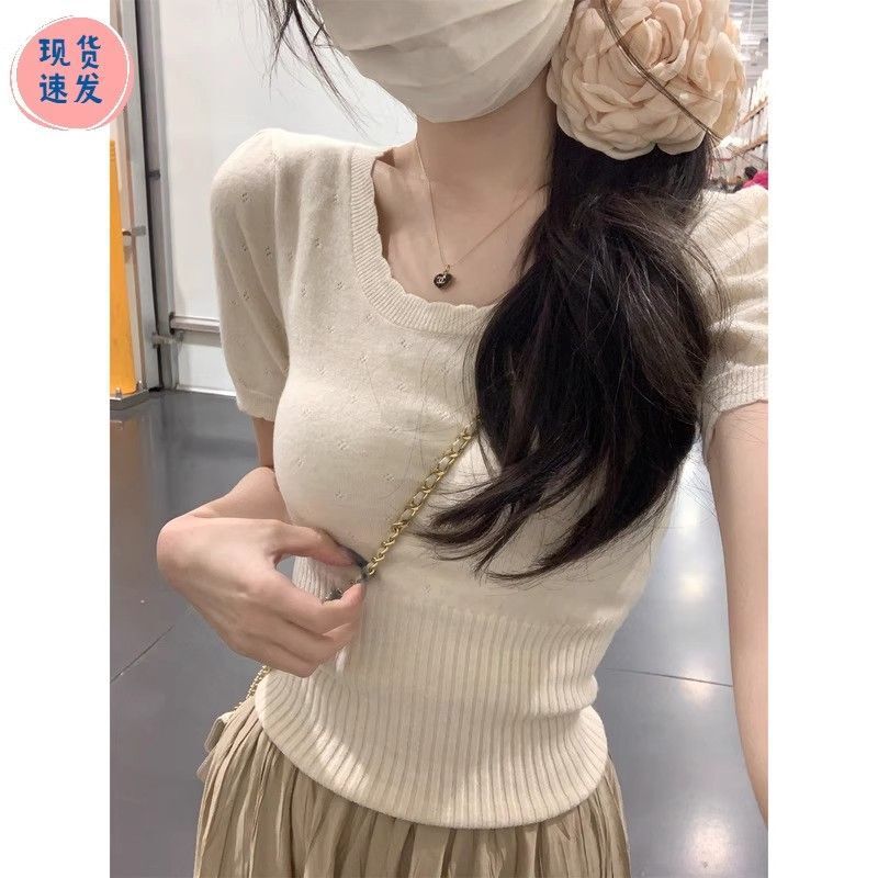 Chic and Beautiful Summer Korean Style Round Neck Hollow Shirt Lace Design Knitted Short-sleeved T-shirt Women's Short Top Chic and Beautiful Summer Korean Style Round Neck Hollow Shirt Lace Design Knitted Short-sleeved T-shirt Women's Short Top