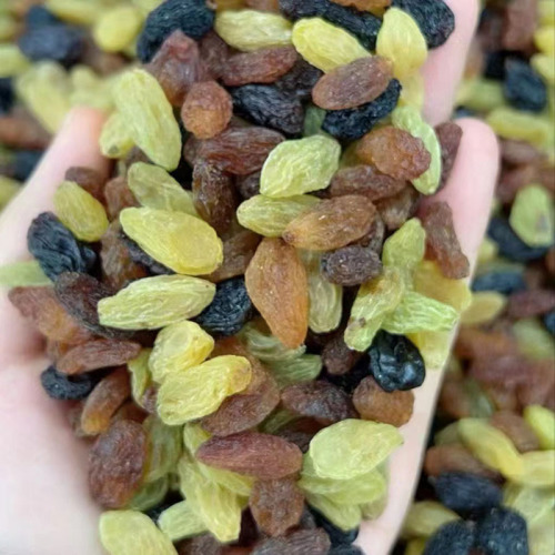 New four-color raisins, Xinjiang specialty, non-special super large no-wash raisins, dried black currants, commercial snacks wholesale