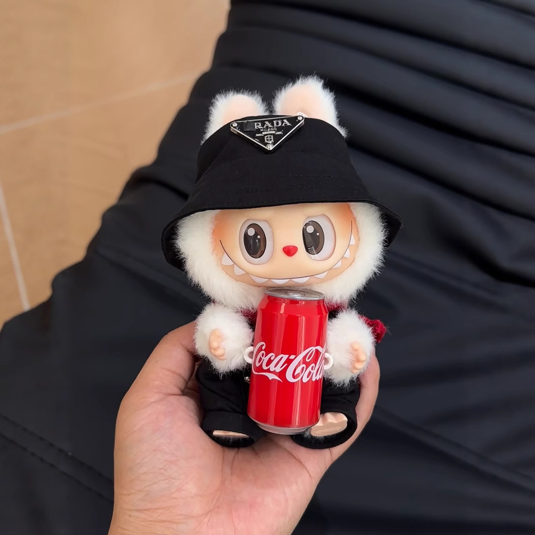 ラブブ labubu ビニール コカ・コーラ ベビー服 第一世代、第二世代、第三世代 17cm 夏用 座り立ちオーバーオールスーツ