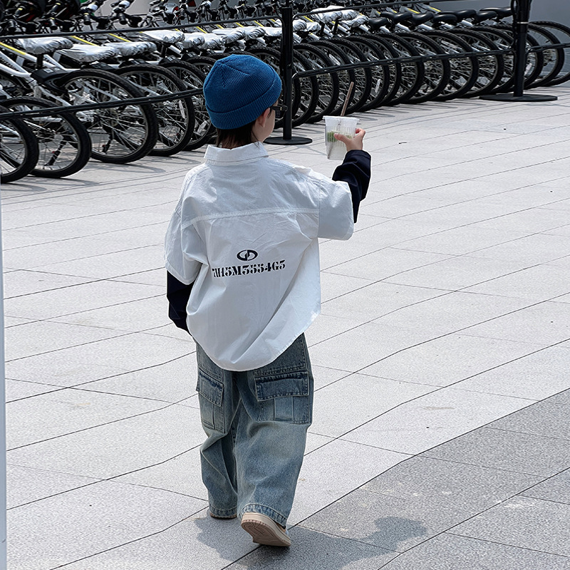 Camisas infantiles, camisas blancas falsas para niños, dos piezas de primavera y otoño, 2025 nuevas camisas de primavera para niños pequeños