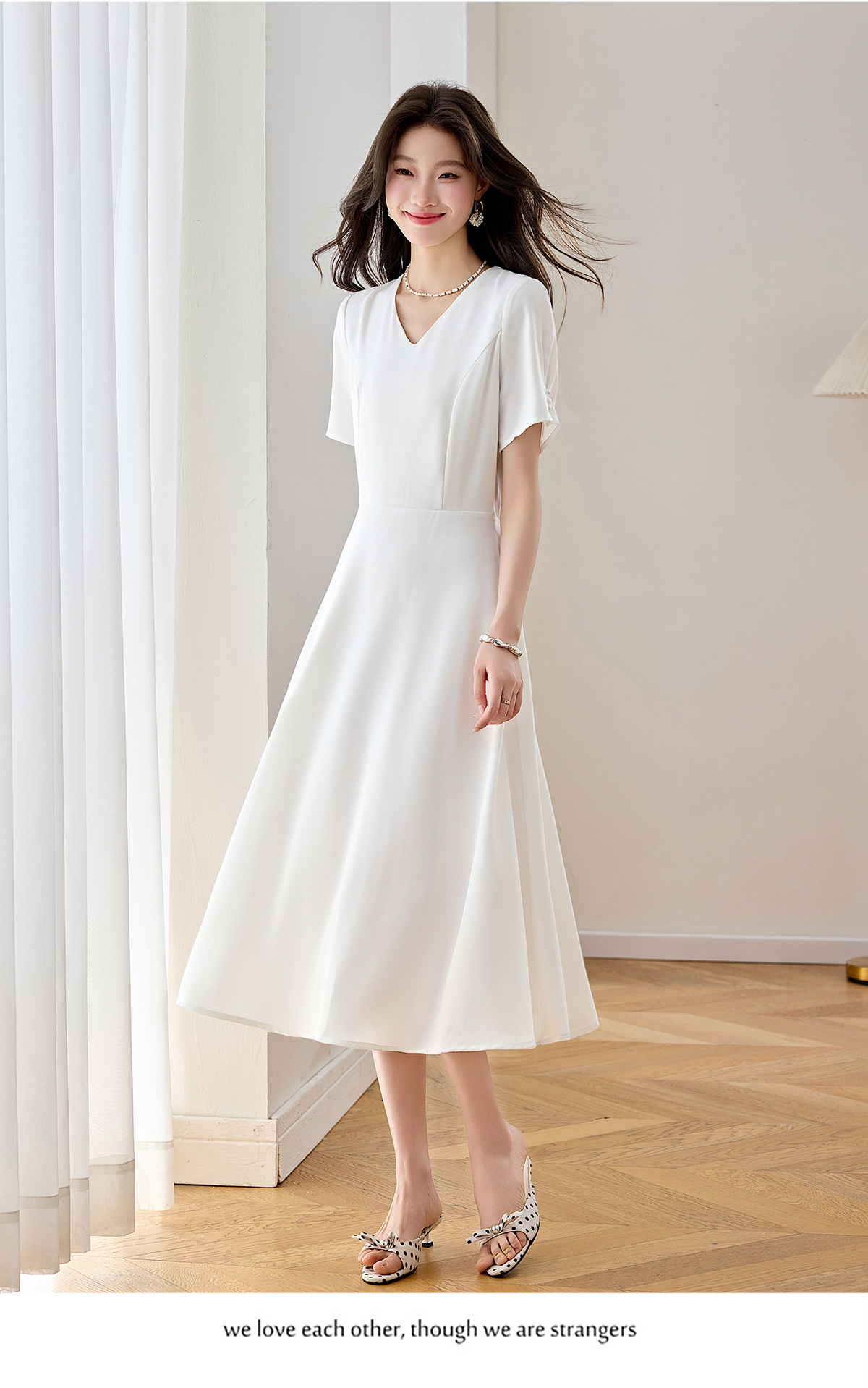 Đầm maxi nữ thắt eo cổ V dáng dài phối màu trơn — màu xanh đậm, màu tím, màu trắng chi tiết 10