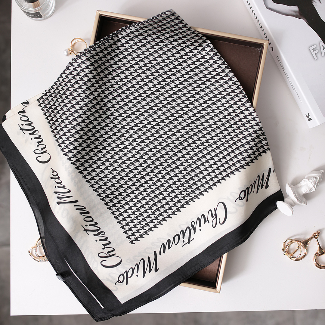 Fashionable stylish thousand bird pattern letter square for women's spring and autumn thin Korean decorative suit scarf_voghion.com