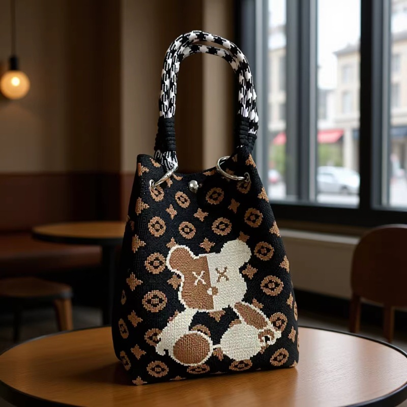 2026 Women's Knitted Handbag, Exquisite and Compact Clutch Bag, Large Capacity Bucket Bag