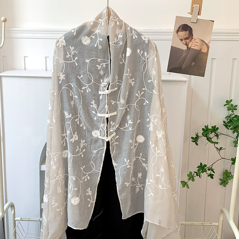 Bordado de alta costura verano nuevo estilo estilo étnico protector solar chal con capucha ocio estilo antiguo fotografía de viaje bufanda de seda fina exterior