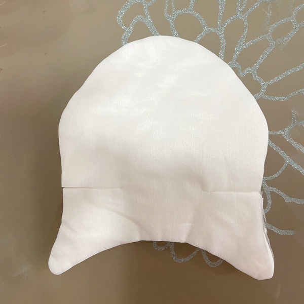Light and thin invisible cosmetic neck mask