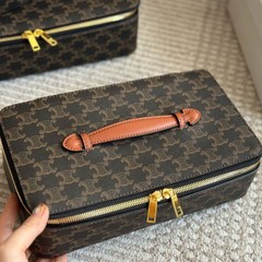 凱旋門新作化粧ポーチ、洗面用具バッグ、シンプルな文字プリント、ショルダー/斜め掛けレディースバッグ、収納バッグ、収納専門家