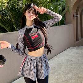 2026新款泳衣女长袖防晒运动两件分体裙式高档涤纶遮肚度假泳衣女