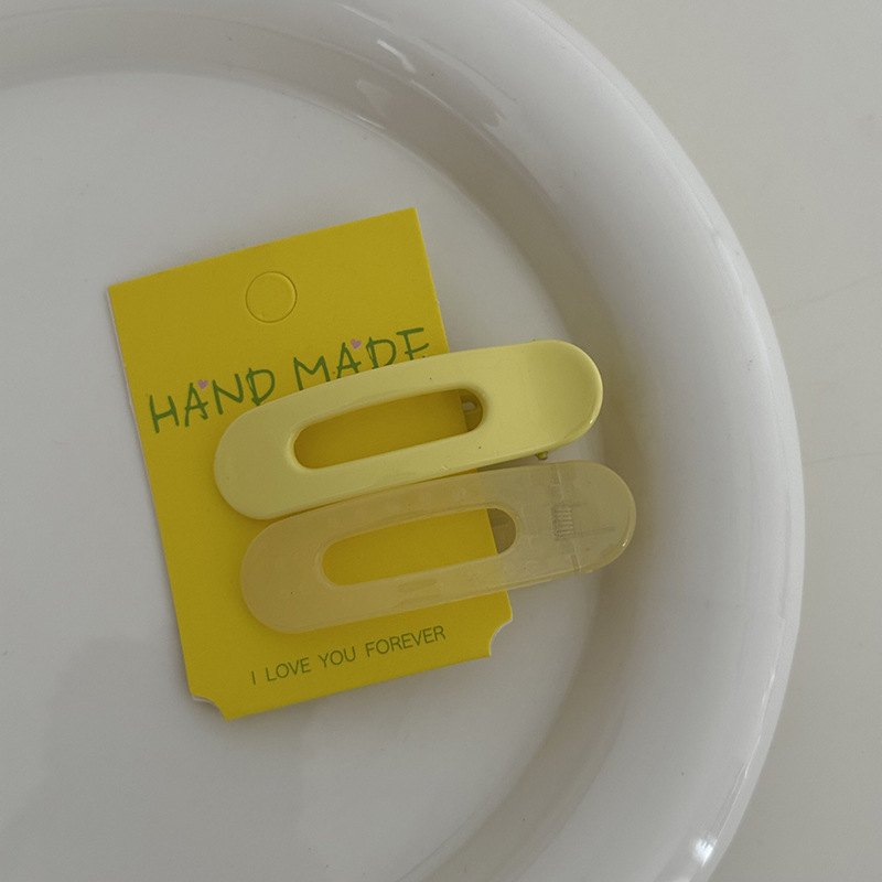 Fermaglio ovale in plastica color crema per capelli set 2_voghion.com