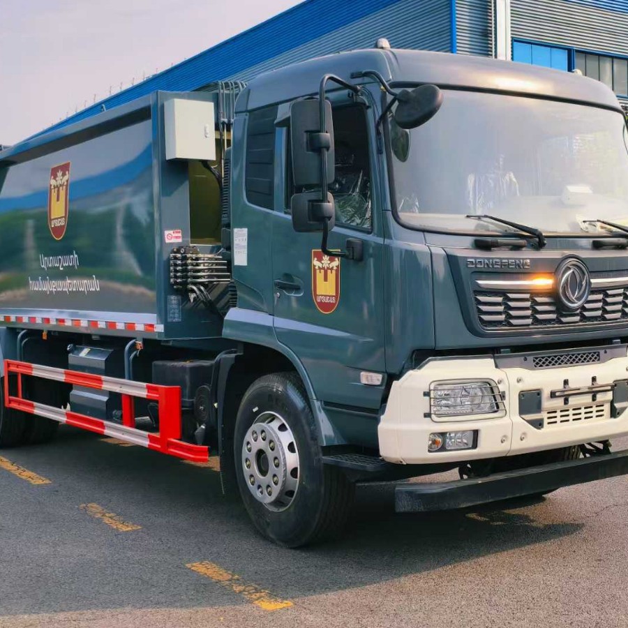 出口东风天锦15方压缩垃圾车厂家 新款厢体挂240L垃圾桶定金