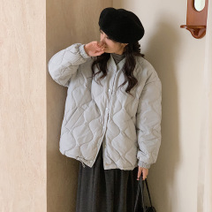 菱型の格の綿の服の女性の怠惰な風の韓国版の野球の襟は厚くて暖かいです。