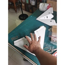 �b�ؼ��w�C��ģ���㼈�w�C��ģ�̌W���bС�^�WУ�و�������kt��