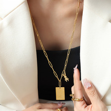 英文字母情书动物兔子情书长方牌 长款项链钛钢毛衣链 不褪色M032