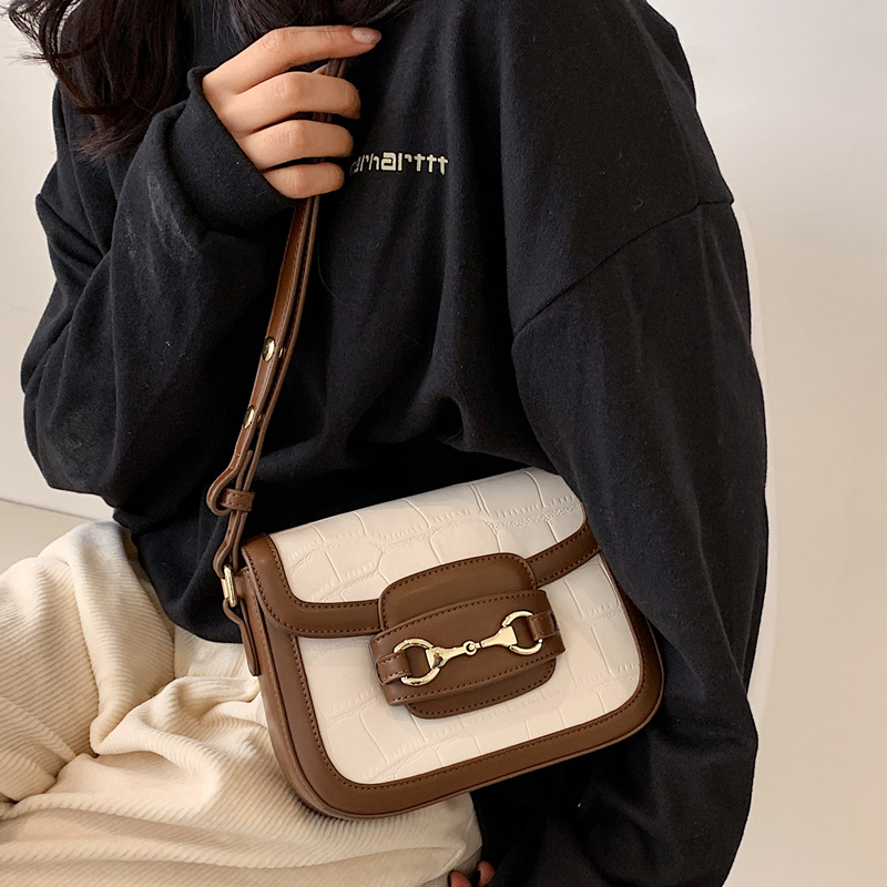 Women 2023 autumn and winter new fashion texture shoulder small square bag foreign style stone crossbody bag_voghion.com