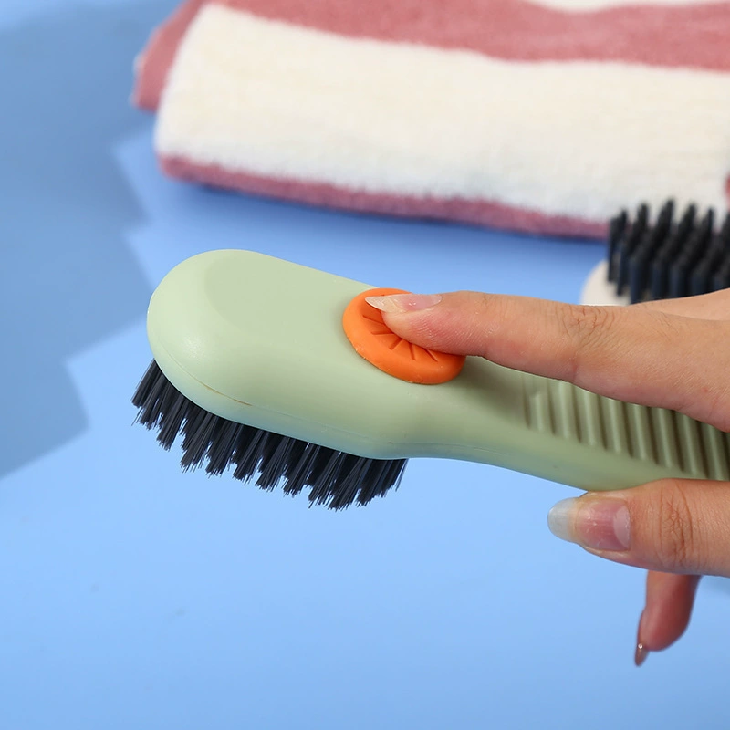 Многофункциональная жидкая щетка для обуви для домашнего обихода Нажмите на жидкость для стирки обуви