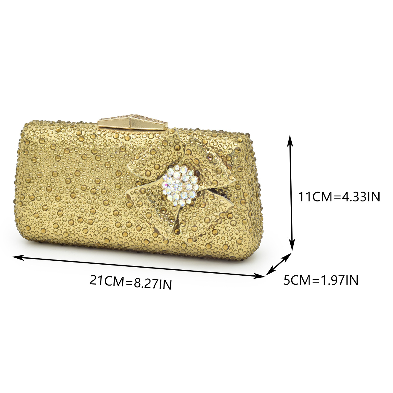 Accessorize the evening with applique studded high-heeled sandals and a full cloth small flash diamond dinner bag set with sandals_voghion.com