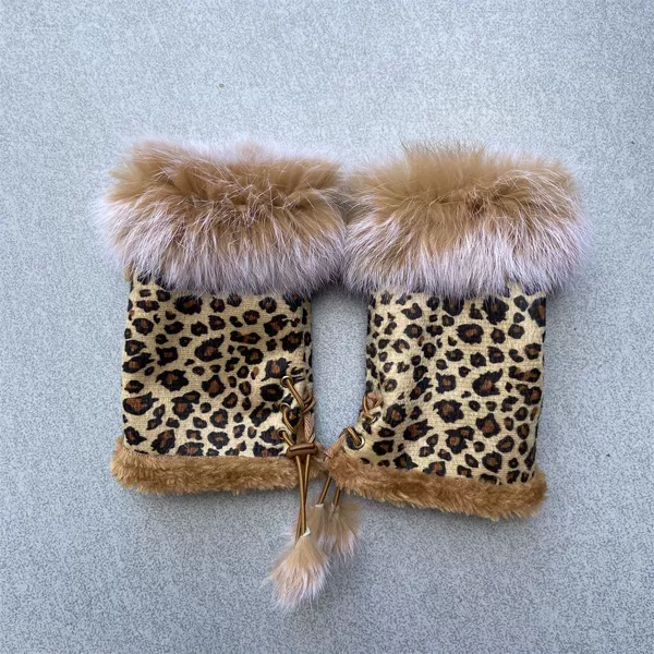 Leopard camel