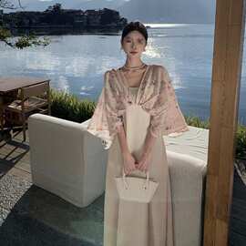 法式绝美度假风长裙高级感气质女神范高端欧货拼接高定连衣裙子夏