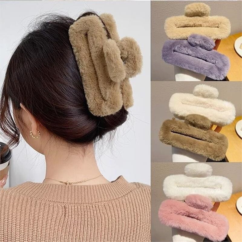 Large Plush Hair Claw Clip for Autumn and Winter, Suitable for Girls, Shark Clip for Thick Hair, Hair Accessory Large Plush Hair Claw Clip for Autumn and Winter, Suitable for Girls, Shark Clip for Thick Hair, Hair Accessory