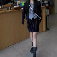 复古黑色波点半身裙大码微胖mm设计感高腰开叉中裙防走光包臀短裙