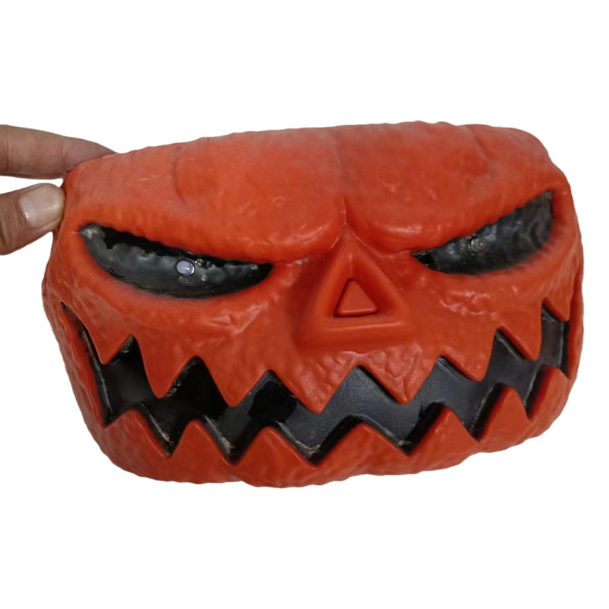 Cráneo eléctrico creativo para Halloween, adornos navideños de mano, adornos para festivales de fantasmas, artesanías de resina para interiores, adornos de Casa Encantada