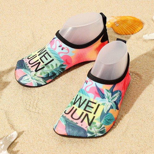 Factory swimming shoes diving barefoot beach shoes stream hiking shoes snorkeling rubber men and women couples best-selling wading 
