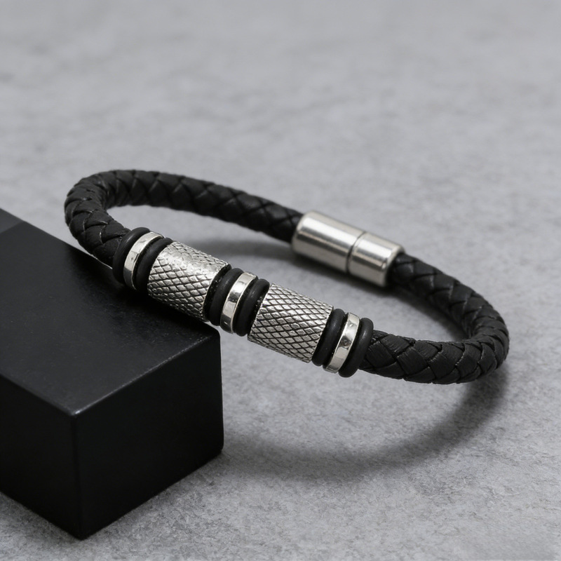 Cross-Border Hot-Selling Retro Woven Leather Bracelet, Men's Trendy and Unique Magnetic Clasp Bracelet, Niche Design Accessories