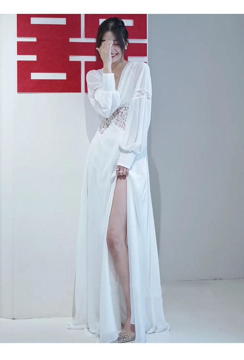 Elegant French Bridal Gown With Open Back, Graceful Chapel Train And Long Sleeves For Wedding Ceremony_ecoleips.com