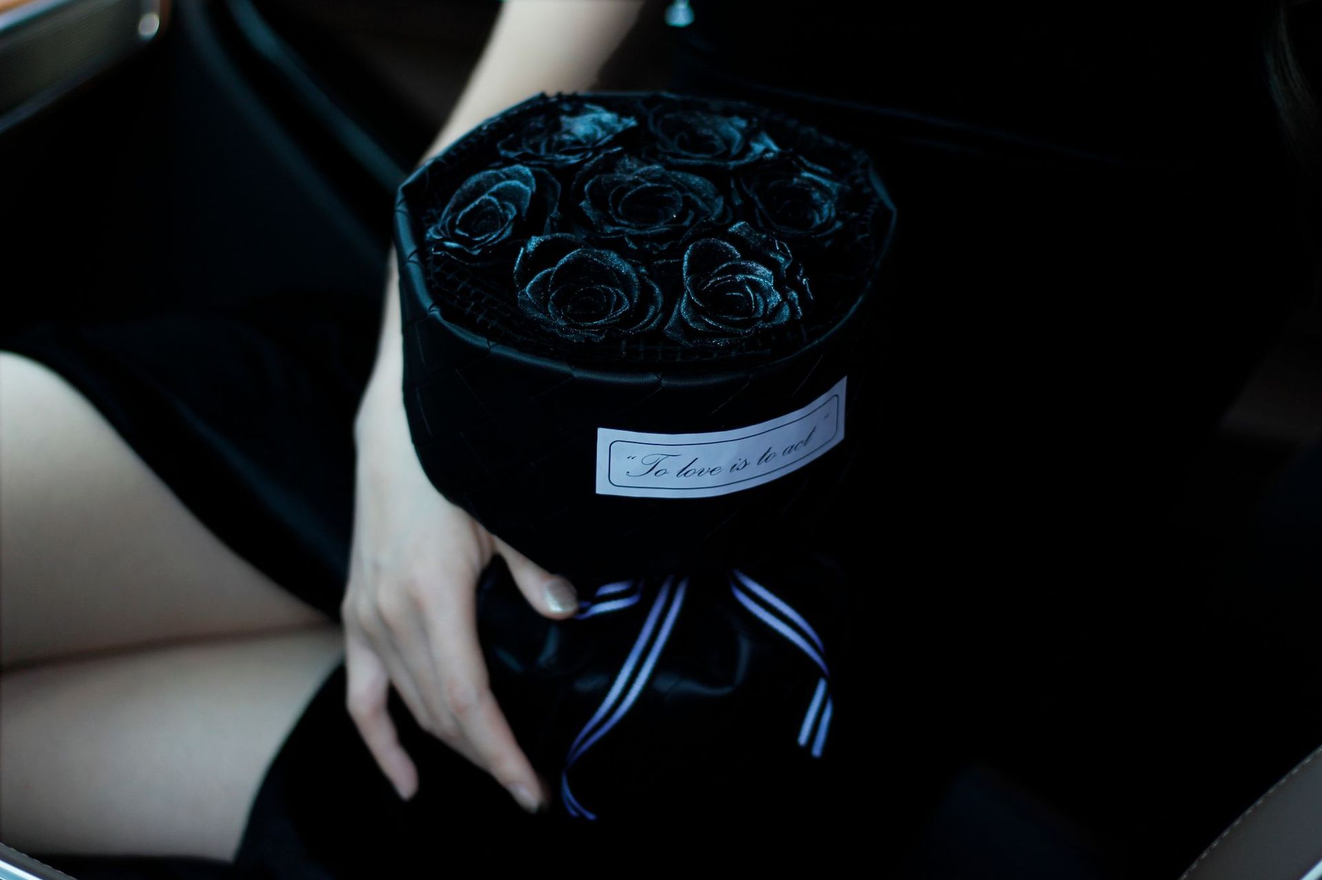 Ciruela negra, flores de flores, regalos de día de San Valentín, regalos de cumpleaños al por mayor, flores verdaderas, flores inmortales, flores de flores, sensación superior.