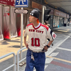 アメリカンストリート半袖男女兼用夏薄手デジタルプリントスポーツスタイルTシャツゆったりトレンドVネックトップス半袖