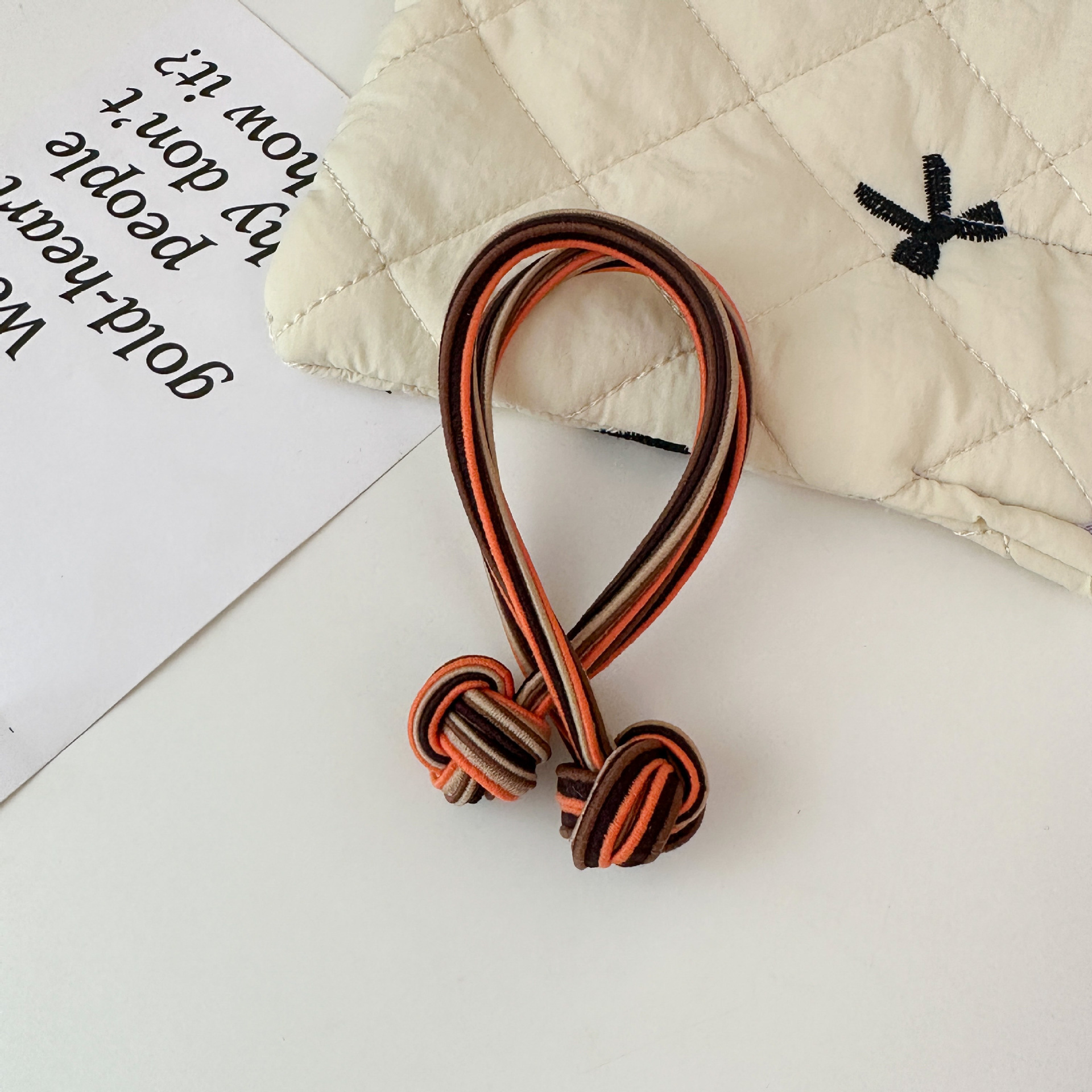 Anillo de cabello de nudo de cola de cabello de alta elasticidad no lesionar cabello de banda de goma roja durable cabello de cola de cabello de mujer al por mayor