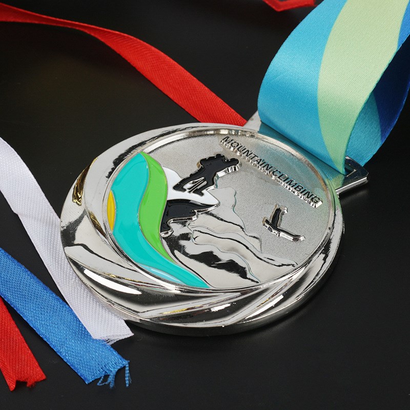 Medalla de metal listado de producción montañismo oro y plata medalla de bronce competencia honor de aleación de zinc medalla de producción